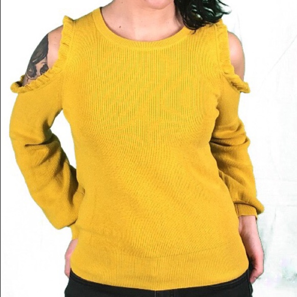 FRILLED OPEN SHOULDER SWEATER